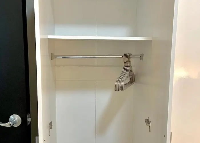 Apartahotel Manhattan Plaza 1br With View, Netflix And Pool Access Manila