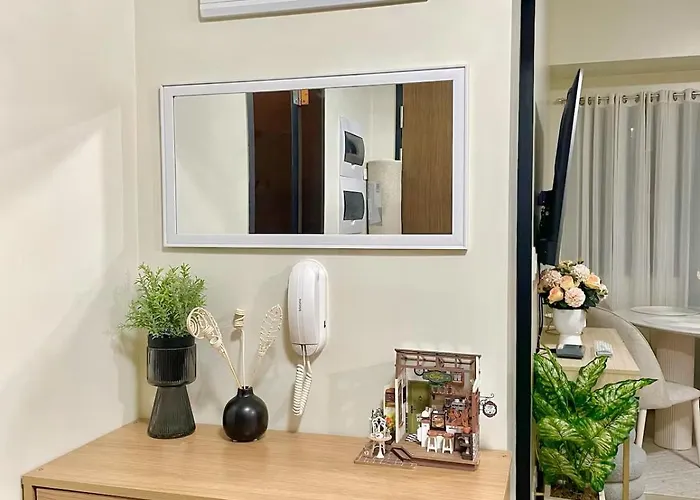 Manhattan Plaza 1br With View, Netflix And Pool Access 4* Manila